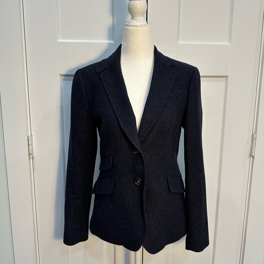 Talbots Wool Blend Blazer Size 2 Peplum Back Notch Lapel Two-Button